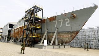 Северна Корея отмени разговорите за потопената южнокорейска <span class="highlight">корвета</span>