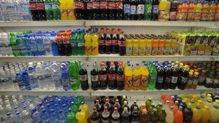 Световният пазар на безалкохолни напитки се е свил