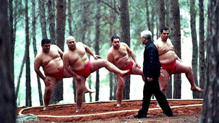 Според размера