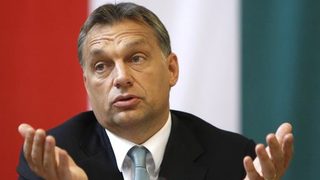 Moody's може да понижи кредитния рейтинг на Унгария