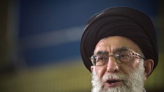 Аятолах Хаменей: Изучаването на музика е несъвместимо с исляма
