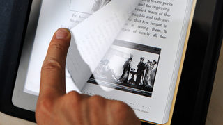Брюксел разследва издатели и Apple за картел при електронните книги