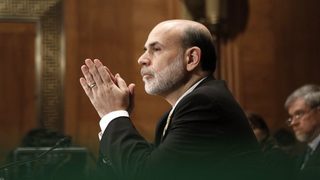 Икономисти: Фед трябва да увеличи лихвите въпреки безработицата