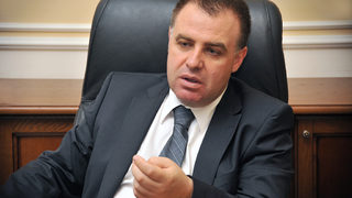Мирослав Найденов обяви акция "Дупетата", премиерът го поздрави