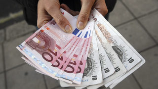 Джобните пари на британските деца отбелязоха рекорден спад