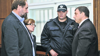 Алексей Петров се прибра у дома като шеф на "трипод"