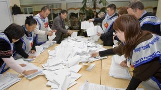 Ще има повторно преброяване на бюлетините в Киргизстан