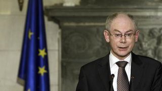 Президентът на ЕС е заплашен от скандал - използвал служебни автомобили на семейна почивка