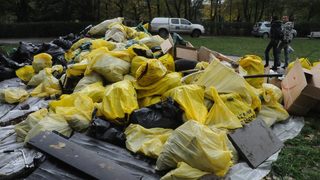 Доброволци събраха 600 чувала боклук в Южния парк