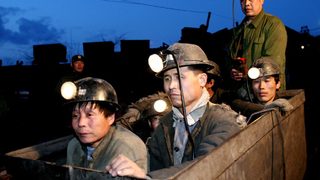 Загиналите китайски миньори вече са 31