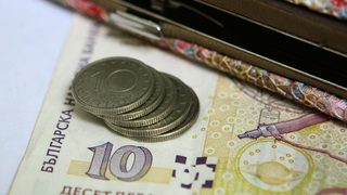 Офшорните компании ще се облагат с 10% <span class="highlight">данък</span>