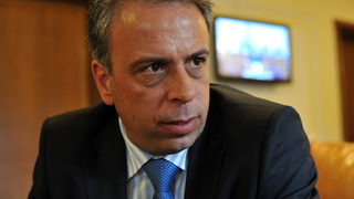 Човекът поправка