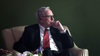 Печалбата на Berkshire Hathaway спадна със 7.7%