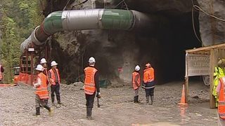 Експлозия в мина в Нова Зеландия затрупа 27 души