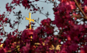 Велики вторник е ден за смирение