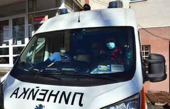 Двама от ранените при нападението с нож във Варна са били оперирани