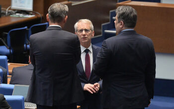 Денков: Единственото антикорупционно действие на Радев е назначението на Асен Василев и Кирил Петков