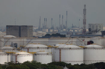 Техеран отхвърли твърденията на Тръмп, че Иран иска сделка за края на войната