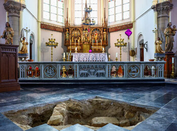 Останките на Д