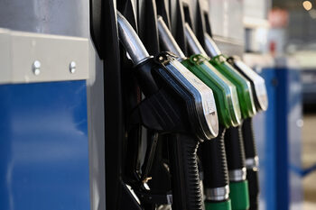 Компенсациите от 20 евро за горивата ще се изплащат след 15 април