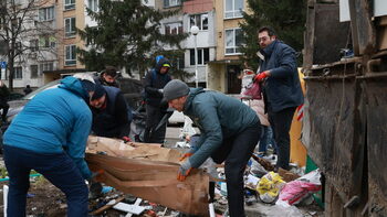 Столичната община очаква доброволци за пролетното почистване и залесяване в събота