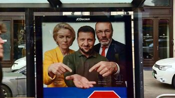 Защо Орбан сложи всичките си 