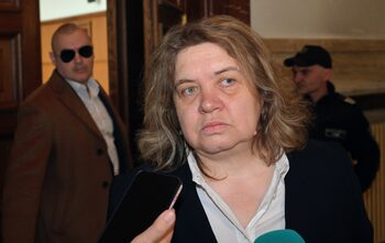 Съдът отложи делото за плагиатство срещу почетния консул на Барбадос