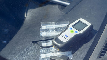 Граждански арест е спрял мъжът, шофирал с близо 6 промила алкохол и наркотици