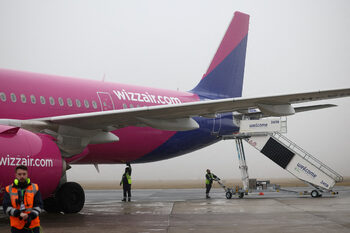 Перфектна буря за авиосектора: Макар и запасени с гориво, компаниите са пред криза