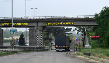 Превозвачи и държавата ще обсъдят мерки срещу скъпите горива