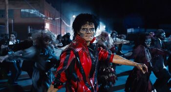 Отекващият ултиматум, пазарът на имоти и Русия срещу сивия внос