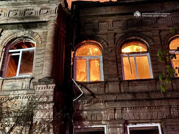 Загинали и десетки ранени при мощна руска атака в украински градове