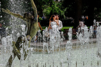 Слънчево и топло време в събота