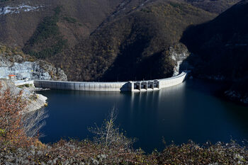 Държавата се отказа от ремонта на 201 язовира