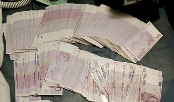 Близо 600 хил. евро и 67 кг наркотици са задържани при полицейска операция