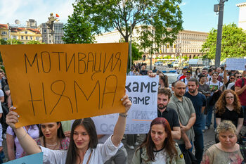 Създаден е портал за лекари специализанти, въпросът със заплатите остава за следващ кабинет