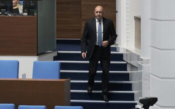Радев за комисията 