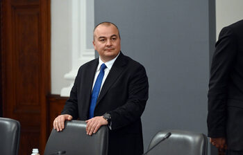 Агенцията по храните има нов шеф, въпреки че досегашният свършил 