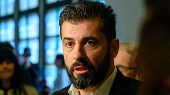 С разпити на разследващите полицаи продължава делото срещу Кирил Петков за ареста на Борисов