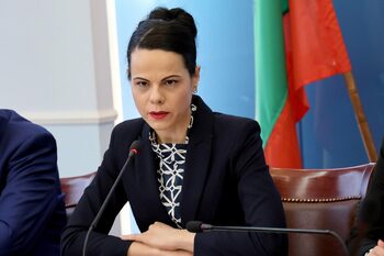 Държавата ще плаща за базите на медицинските хеликоптери зар