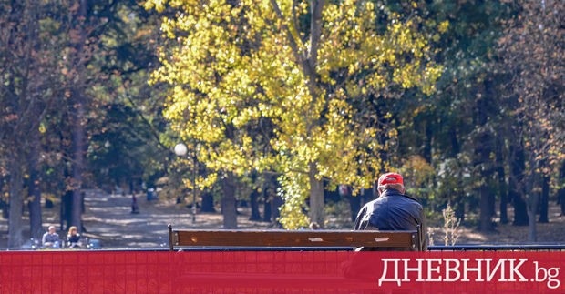 Времето през уикенда ще е топло но в по голяма част