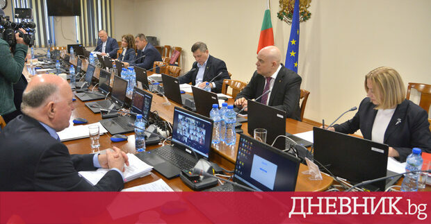 Растяща загриженост за това как действа Висшият съдебен съвет Все