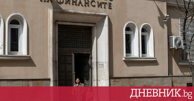 През януари 2023 г общият показател на доверие на потребителите