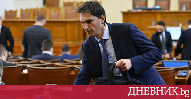 Бившият депутат от Продължаваме промяната Александър Дунчев за когото се