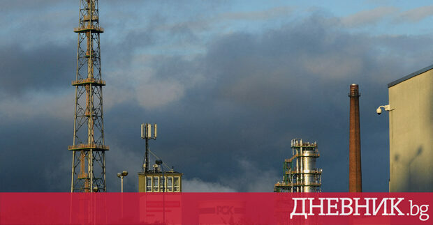 Казахстанската преносна компания KazTransOil е започнала да пълни казахски петрол