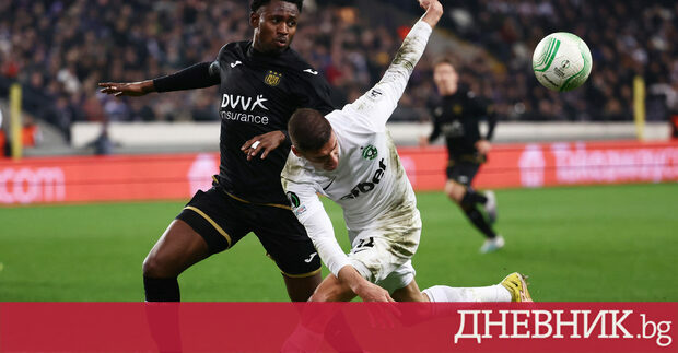 Седем победи две равенства и седем загуби това са