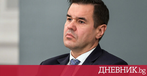 Въпреки мнението на повечето икономистите че цените тръгват надолу и