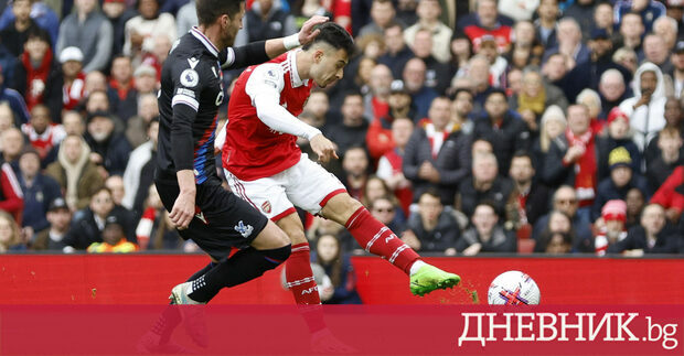 Технологичната компания Епъл обмисля да наддава за стрийминг правата на