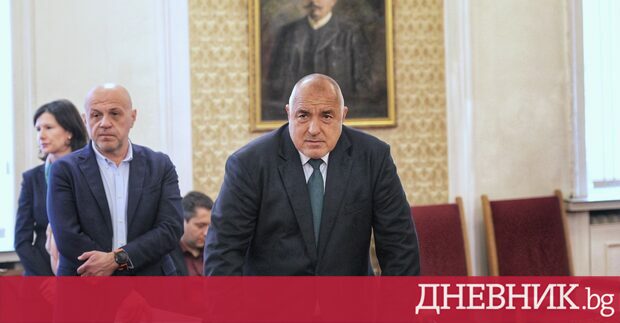 Политологът доц Светослав Малинов коментира по перспективата за редовно правителство