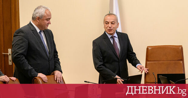 Премиерът Гълъб Донев няма да иска оставката на вътрешния министър